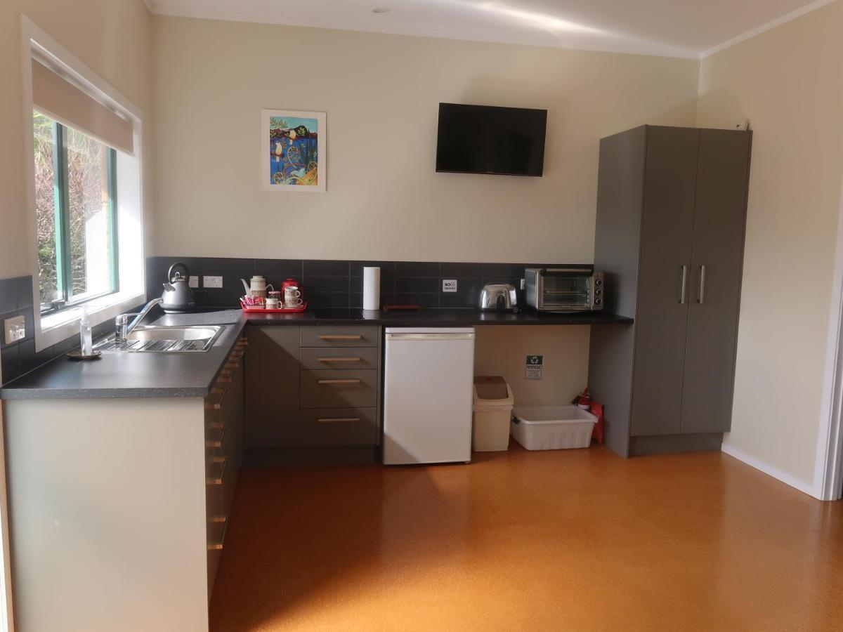 Ferienwohnung Cosy Nights - Modern, Self-Contained With Parking Kerikeri Exterior foto