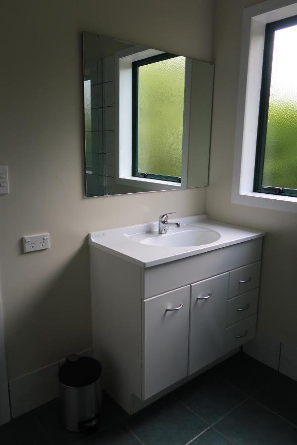 Ferienwohnung Cosy Nights - Modern, Self-Contained With Parking Kerikeri Exterior foto